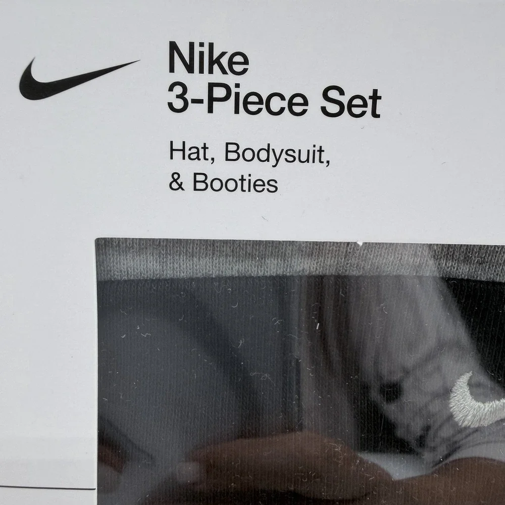 Nike Baby 3Pc Outfit Set Hat Bodysuit Booties 0-6M Jersey Black Gray NIB - Picture 4 of 4